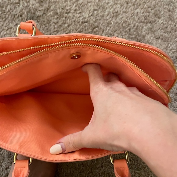 Bright pink/salmon purse - Picture 3 of 3